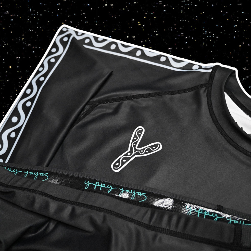 FLOWTEK™ Rash Guard - Black Long Sleeve