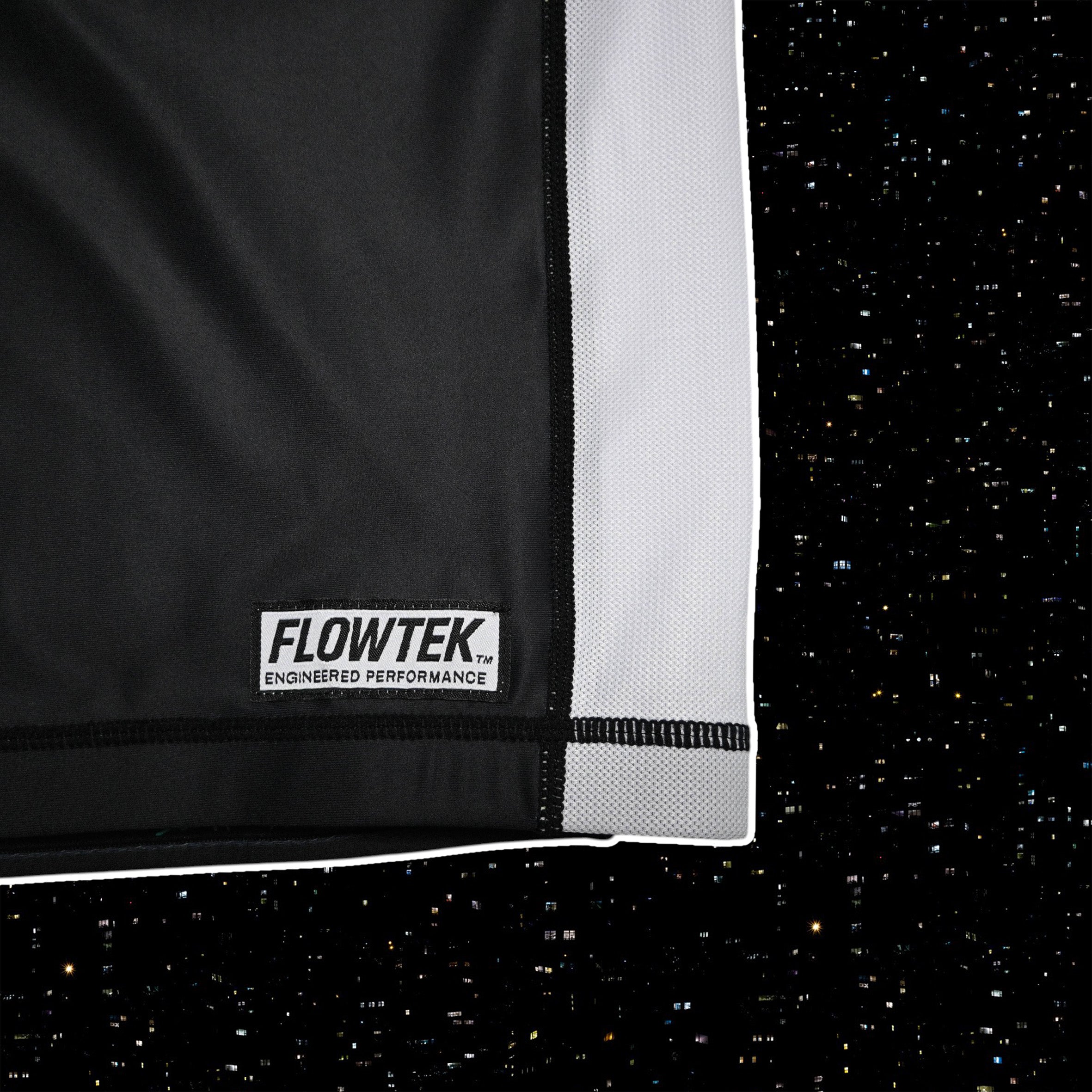 FLOWTEK™ Rash Guard - Black & White