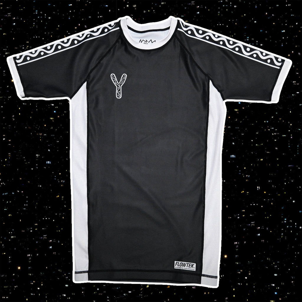 FLOWTEK™ Rash Guard - Black & White
