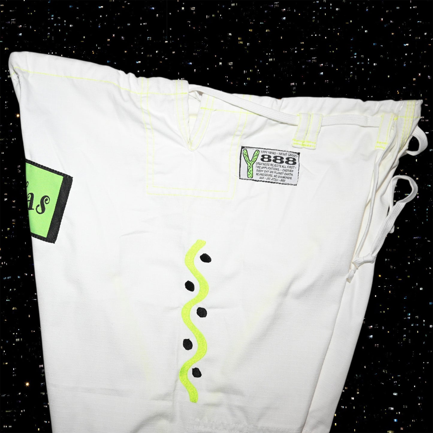 888 Gi - Toxic Yellow